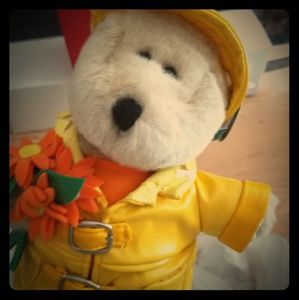 2002 starbucks rainy day bearista